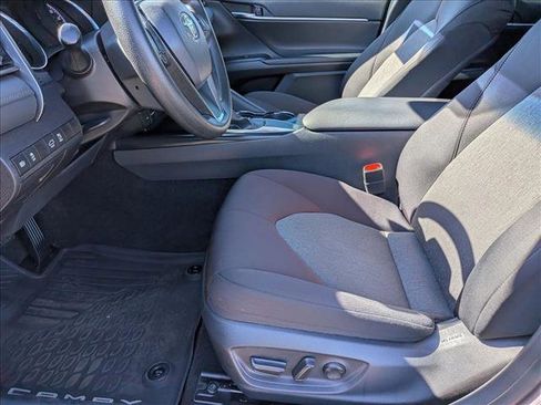 Used 2020 Toyota Camry LE FWD image 15