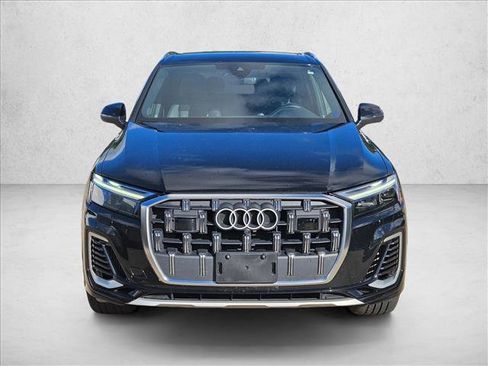 Used 2025 Audi Q7 3.0T Premium Plus AWD/4WD image 2