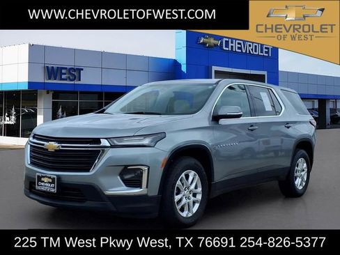 Used 2023 Chevrolet Traverse LS w/ Safety Package FWD image 1