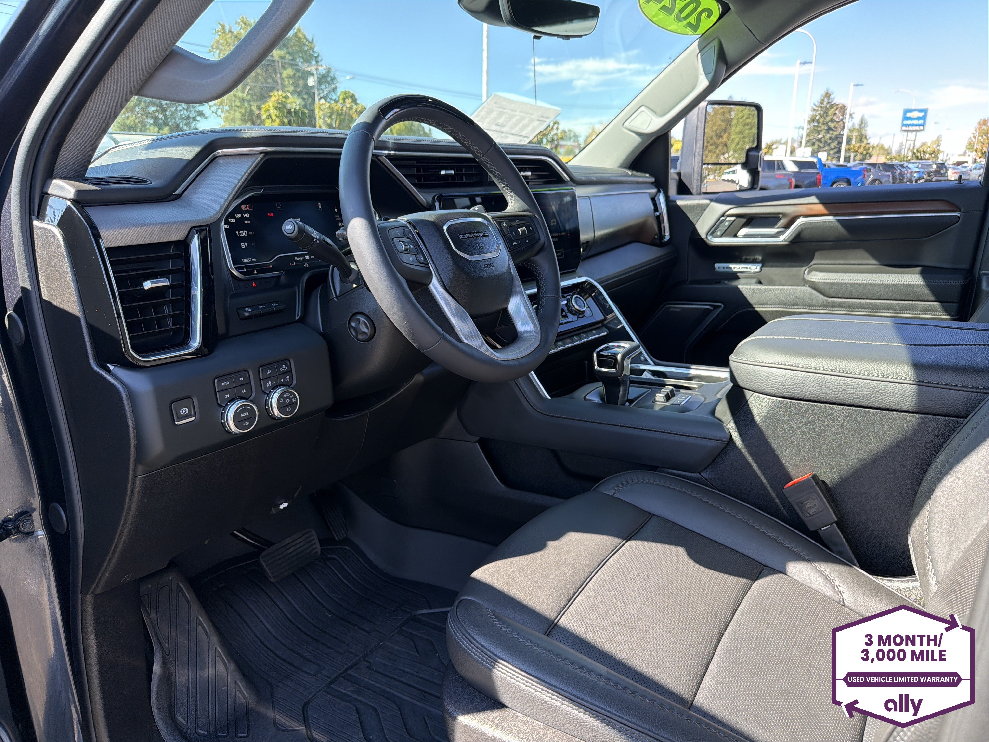 Used 2024 GMC Sierra 1500 Denali AWD/4WD image 12