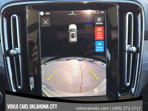 Used 2026 Volvo XC40 B4 Core w/ Protection Package Premier FWD image 18
