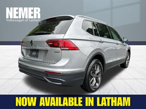 Certified 2024 Volkswagen Tiguan SE AWD/4WD image 4