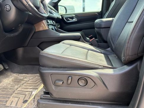 Used 2022 Chevrolet Tahoe High Country w/ Max Trailering Package AWD/4WD image 12