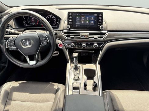 Used 2022 Honda Accord Sport image 11