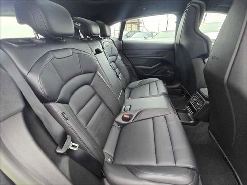 Used 2024 Porsche Taycan 4S image 15