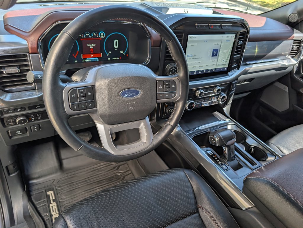 Used 2023 Ford F150 Lariat w/ Max Trailer Tow Package AWD/4WD image 4