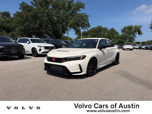 Used 2025 Honda Civic Type R image 1