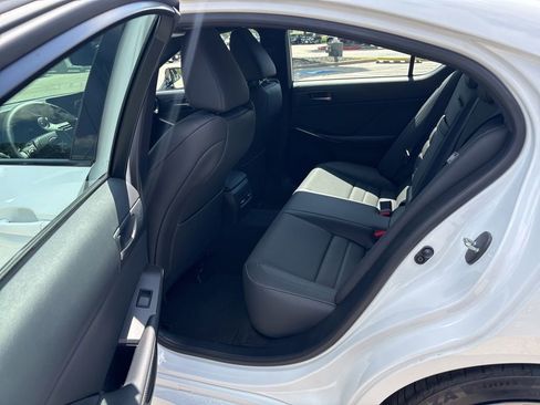 Used 2025 Lexus IS 350 F Sport w/ Navigation Package RWD image 21