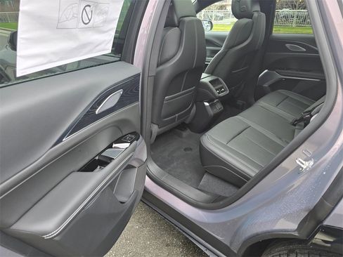 New 2026 Cadillac Lyriq Premium Luxury image 17