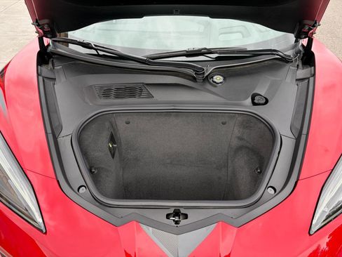 Used 2024 Chevrolet Corvette Stingray Preferred Cpe w/ Z51 Performance Package image 21