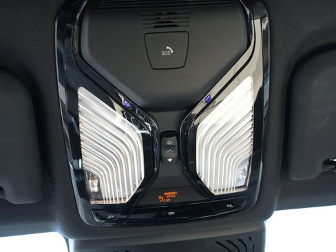 Used 2021 BMW X3 xDrive30i w/ Convenience Package AWD/4WD image 17