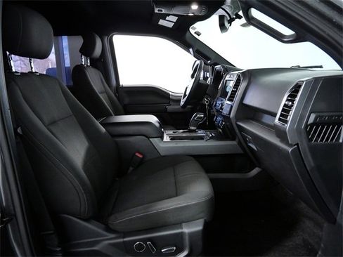 Used 2016 Ford F150 XLT w/ Equipment Group 302A Luxury image 13