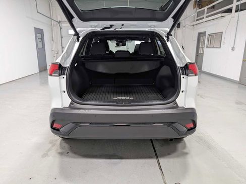 Used 2024 Toyota Corolla Cross XSE image 39