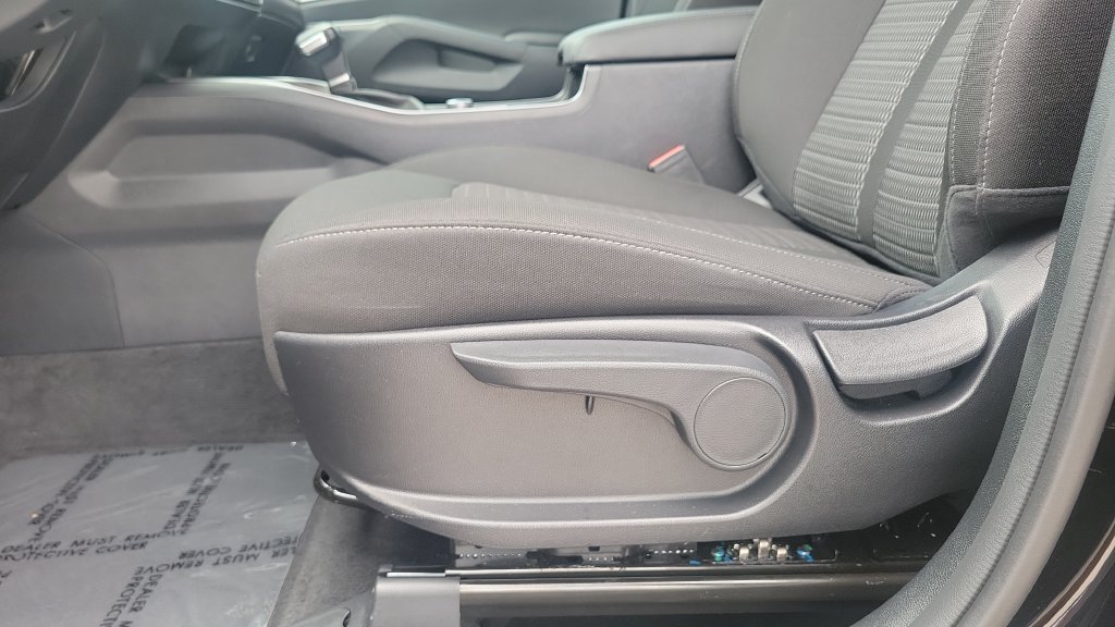 Used 2026 Kia Sorento LX FWD image 16