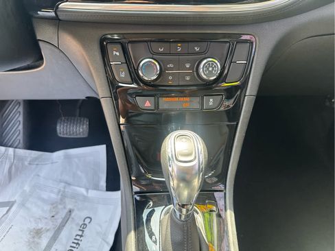 Used 2021 Buick Encore Preferred w/ Safety Package II FWD image 28