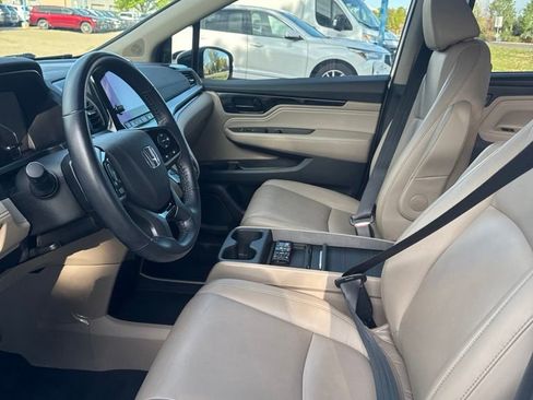 Used 2022 Honda Odyssey Touring image 7