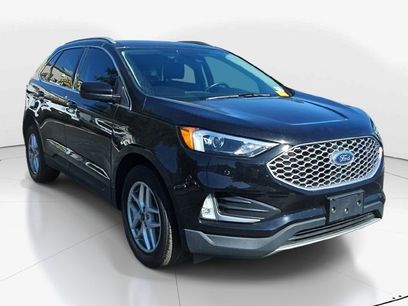 Used 2024 Ford Edge SEL w/ Convenience Package