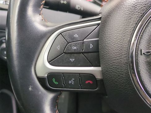 Used 2020 Jeep Compass Limited image 22