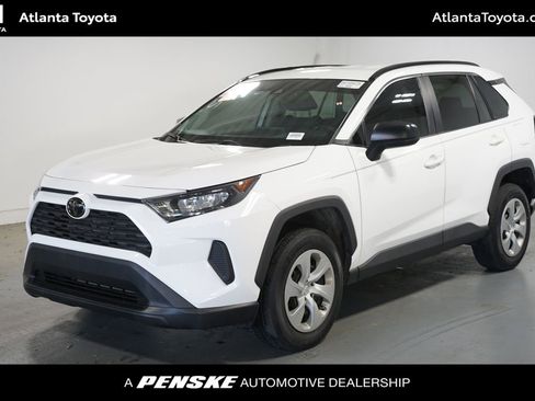 Used 2021 Toyota RAV4 LE FWD image 1