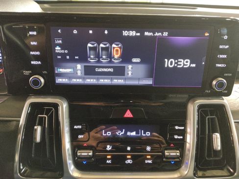 Used 2021 Kia Sorento SX FWD image 25