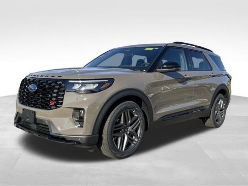 New 2026 Ford Explorer ST w/ Sun And Sound Package image 4