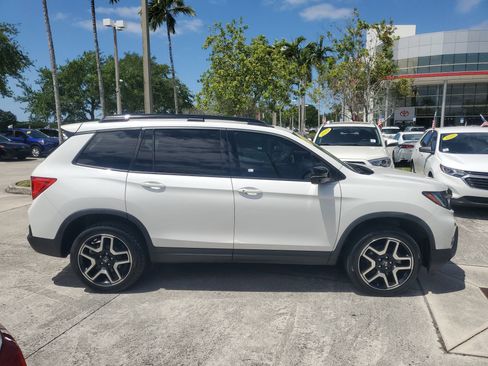 Used 2023 Honda Passport Elite image 2