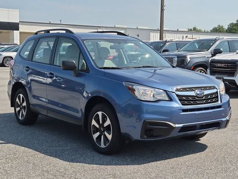 Used 2018 Subaru Forester 2.5i w/ Alloy Wheel Package AWD/4WD image 3