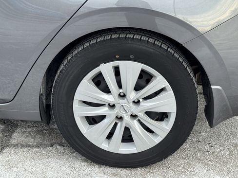 Used 2022 Nissan Sentra S image 37