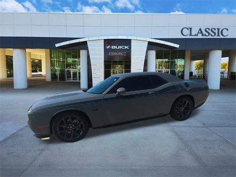 Used 2023 Dodge Challenger R/T w/ Blacktop Package image 4