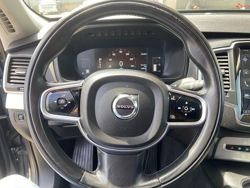 Used 2018 Volvo XC90 T5 Momentum w/ Convenience Package AWD/4WD image 15