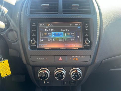 Used 2025 Mitsubishi Outlander Sport AWD image 17