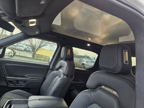 Used 2023 Rivian R1T Adventure image 27