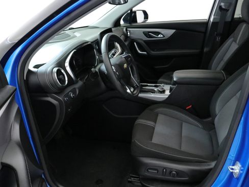 Certified 2025 Chevrolet Blazer LT w/ Convenience Package image 24