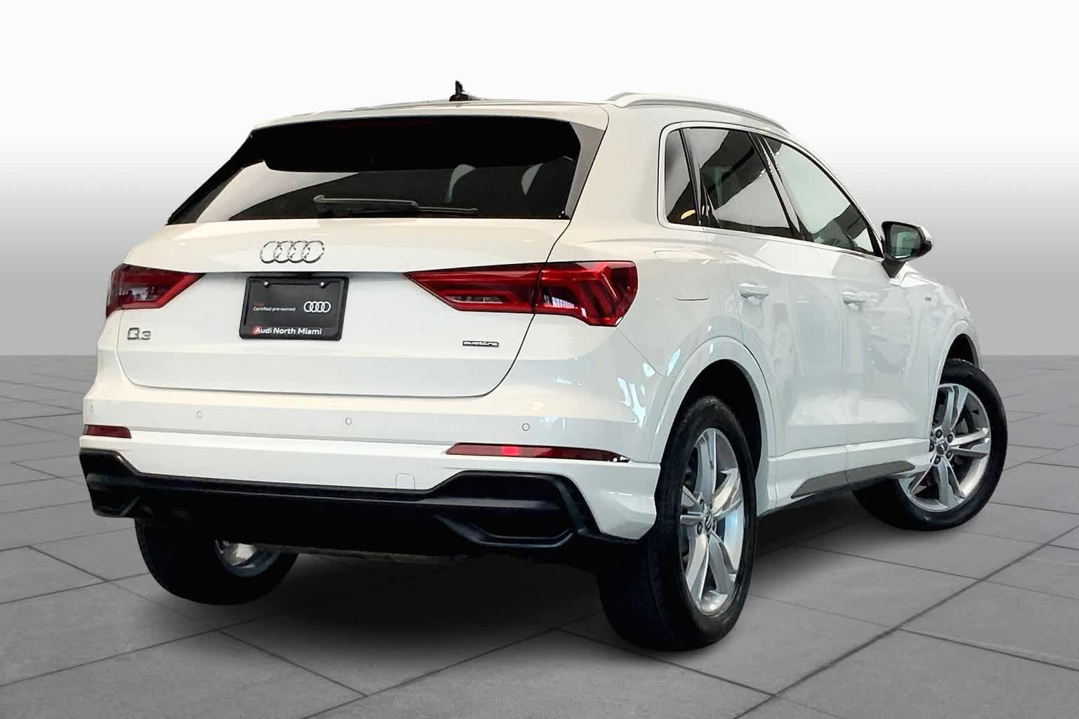 Used 2020 Audi Q3 2.0T Premium Plus w/ Premium Plus Package AWD/4WD image 13