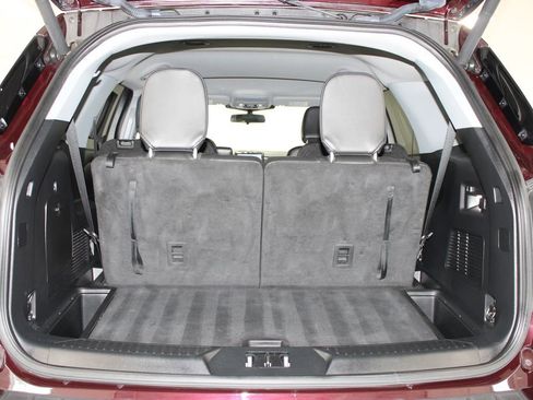 Used 2023 Ford Explorer XLT w/ Equipment Group 202A AWD/4WD image 9