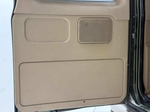 Used 2002 Ford E-350 and Econoline 350 Van image 65