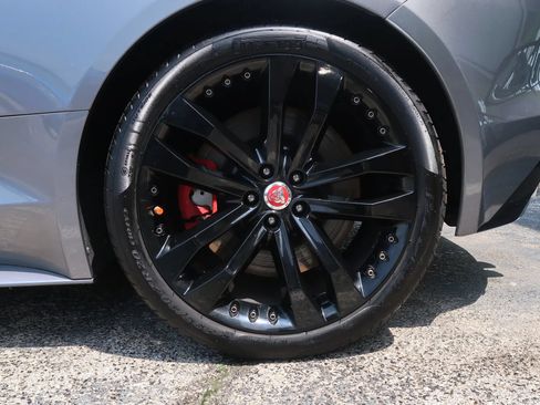 Used 2020 Jaguar F-TYPE R AWD/4WD image 52