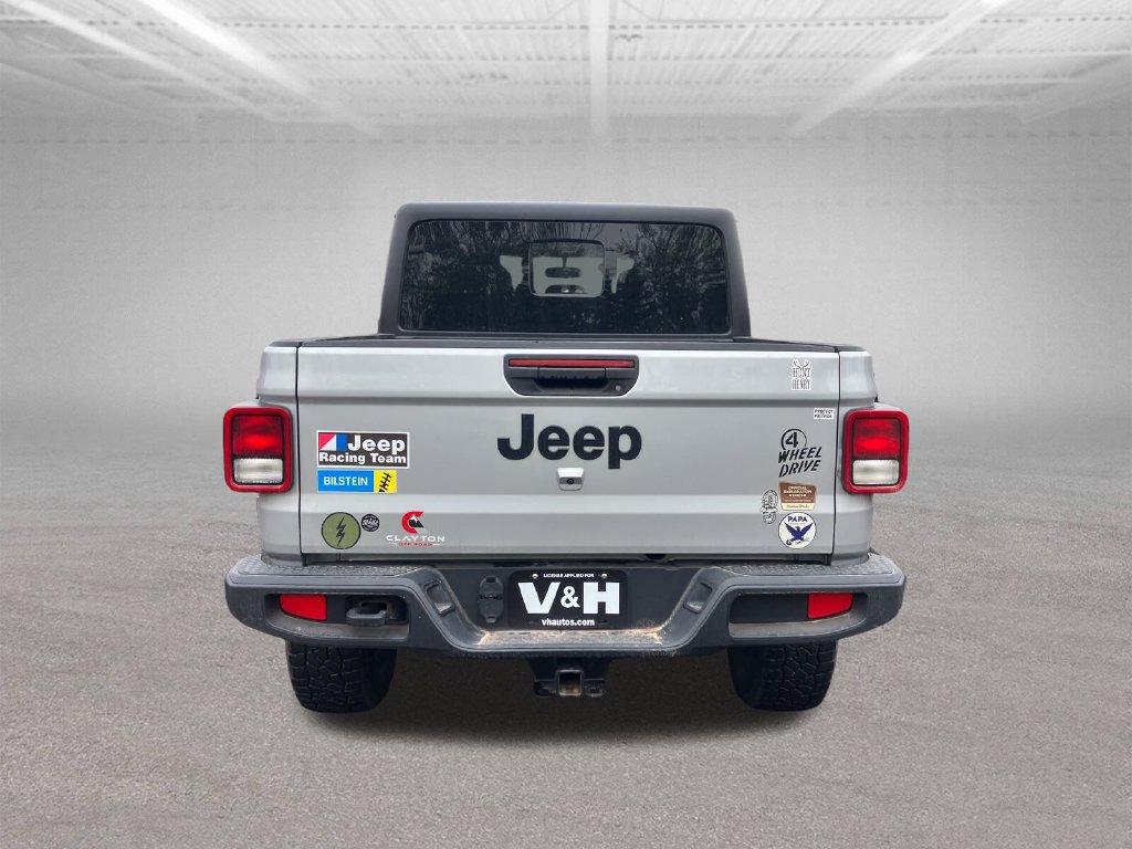Used 2023 Jeep Gladiator Sport AWD/4WD image 7