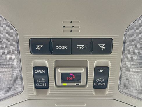 Certified 2020 Toyota RAV4 XLE Premium image 22