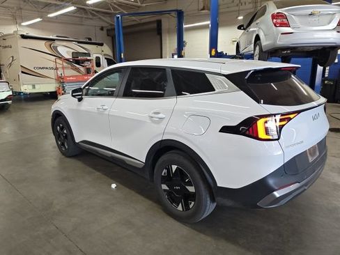 Certified 2026 Kia Sportage LX FWD image 11