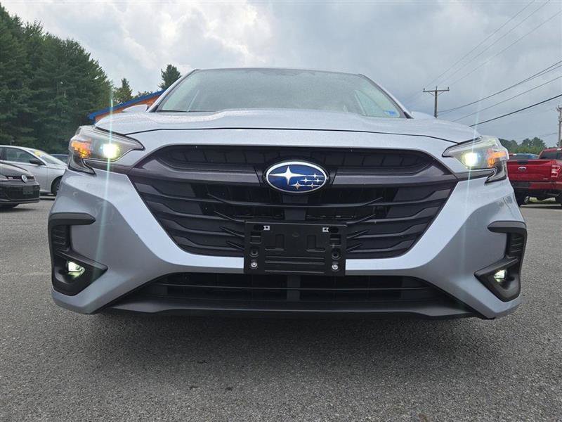 Used 2025 Subaru Legacy Premium AWD/4WD image 9