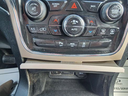 Used 2014 Jeep Grand Cherokee Limited image 27