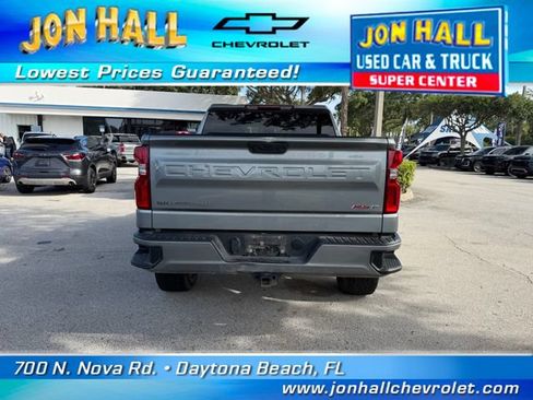 Used 2024 Chevrolet Silverado 1500 RST AWD/4WD image 8