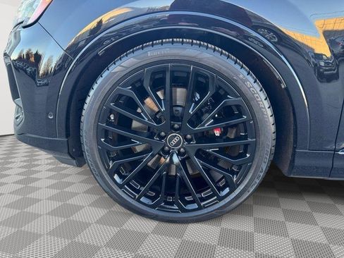 Certified 2025 Audi SQ7 Prestige w/ Prestige Package AWD/4WD image 9