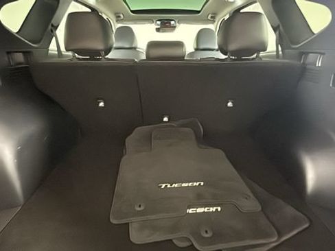 Used 2023 Hyundai Tucson Limited AWD/4WD image 28