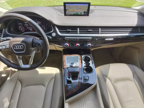 Used 2017 Audi Q7 3.0T Premium Plus AWD/4WD image 18
