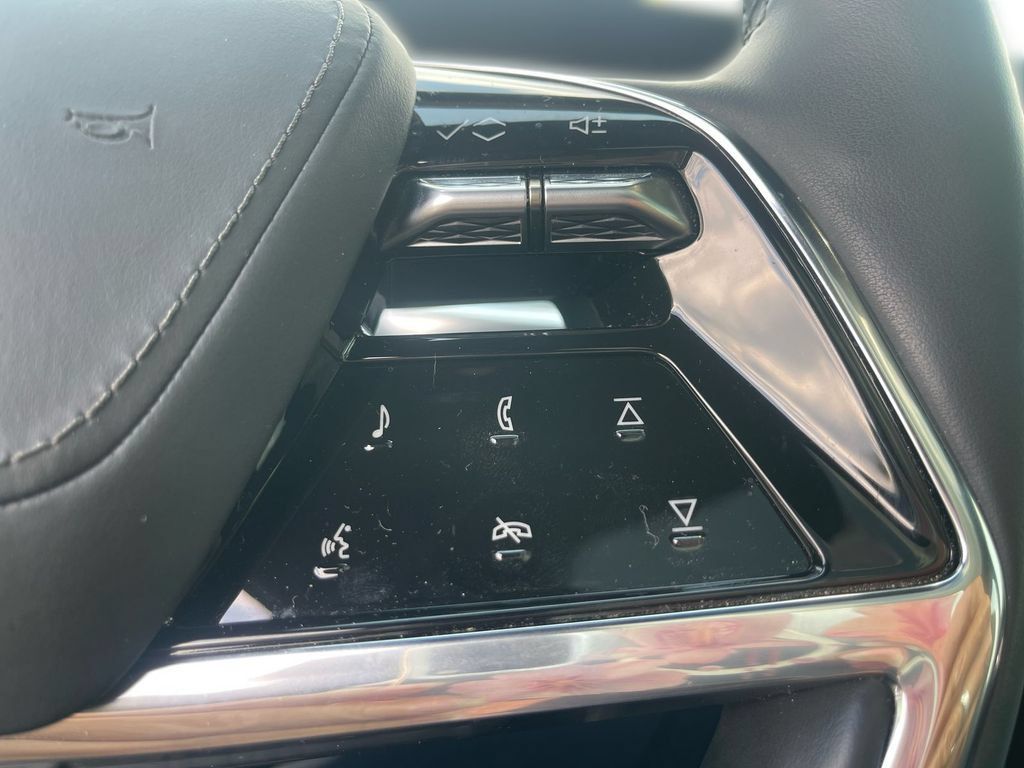 Certified 2025 Cadillac Escalade IQ Sport 2 AWD/4WD image 11