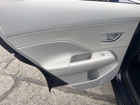Certified 2024 Hyundai Kona Limited AWD/4WD image 16