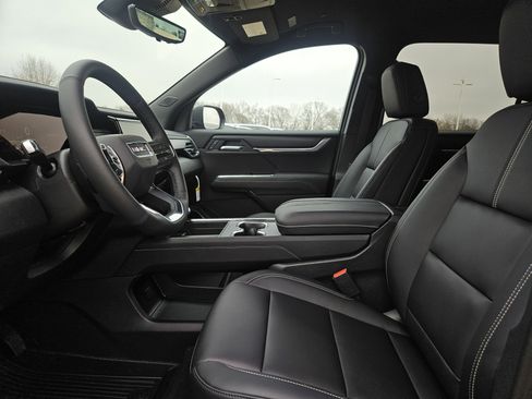 New 2026 GMC Acadia Elevation w/ Black Edition FWD image 10