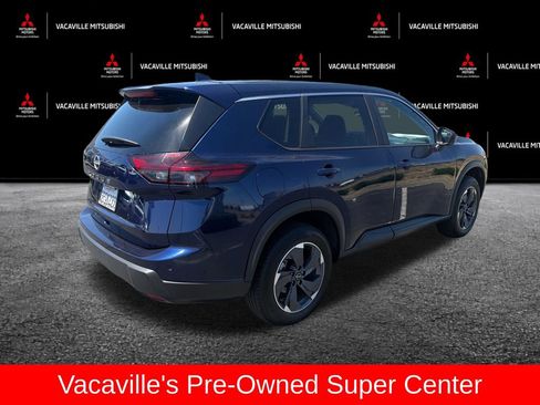 Used 2025 Nissan Rogue SV FWD image 5